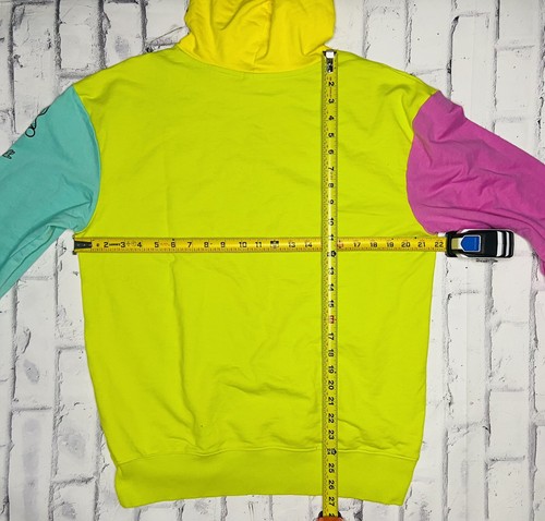 Sudadera con Capucha Colorida Parques Disney Pixar Inside Out "Keeping My Feelings Inside"; M - Imagen 6 de 6