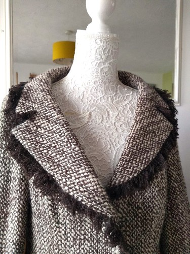 Beautiful tweed jacket. 98% wool. New with fringe. Fenn Wright Manson. UK 12 - Picture 11 of 15