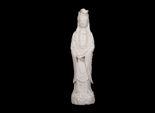 2 antike Blanc de Chine Guanyin, Dehua, China, 18. Jh., Thurn & Taxis, Sotheby’s - Bild 2 von 16