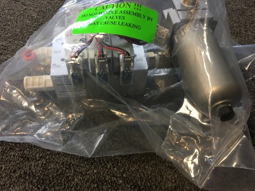 SMC Single Door Control Manifold S200- P/N: LT00023884 - Picture 8 of 12