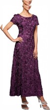 Alex Evenings Women's Long Rosette Lace Cap Sleeve Gown 12, Eggplant