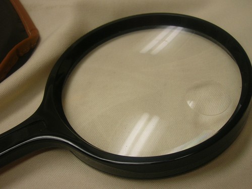 Magnifier Glass 2X 4X Model No. 7515 Plastic Handle 8 1/4" Pouch Holder  - Picture 5 of 8