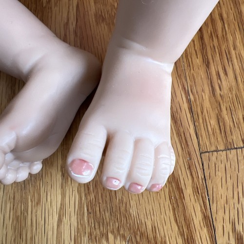 The Ashton-Drake Galleries Annika Baby Doll So Truly Real by Marissa May 18" - Picture 15 of 19