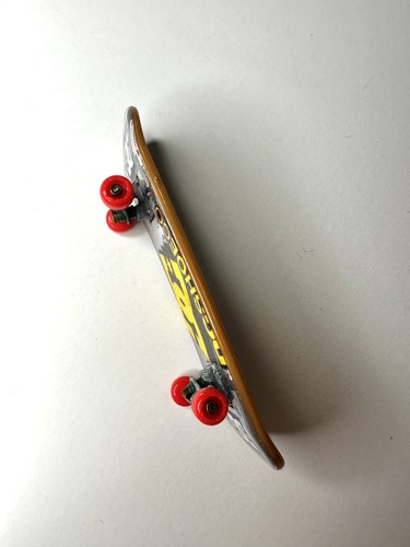 DC Shoes Co Promo Fingerboard Vintage Rare - Picture 4 of 4