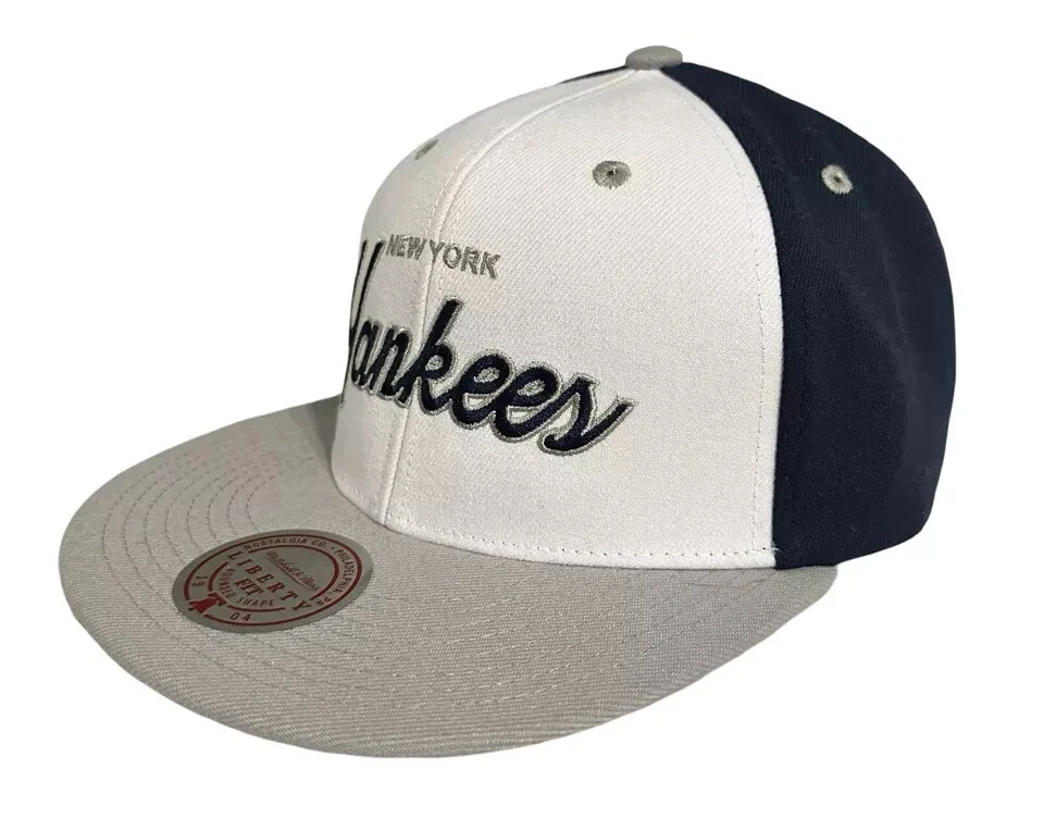 New York Yankees Hat Snapback Script White Navy Blue Mitchell & Ness OSFM - Image 3 of 4