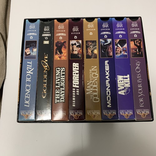 The James Bond 007 Collector’S Set VHS - Foto 2 di 3