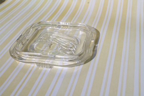 Vtg Glass Refrigerator LID, Veggie Embossed 4” square - Picture 4 of 6