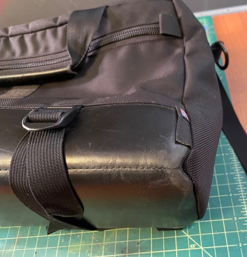 Topo Designs Mountain Briefcase 15 L, V7506 (deadstock) "All Black Commuter" - Picture 6 of 17