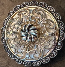 VTG WEST GERMANY SIGNED GOLD TONE SCROLL RUFFLE EDGE SCARF CLIP (1 1/2")