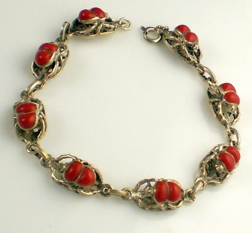 Vintage Elegant Rare Sterling Silver Coral Highly Detailed Scarab Link Bracelet - Picture 3 of 6
