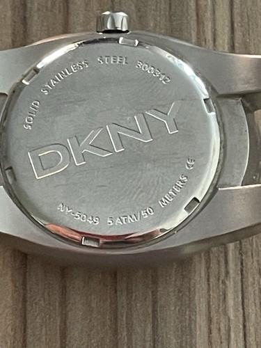 DKNY NY-5049 Men’s Watch, Quartz, 36mm Face.. No Strap.. Stunning Looking.. - Picture 8 of 9