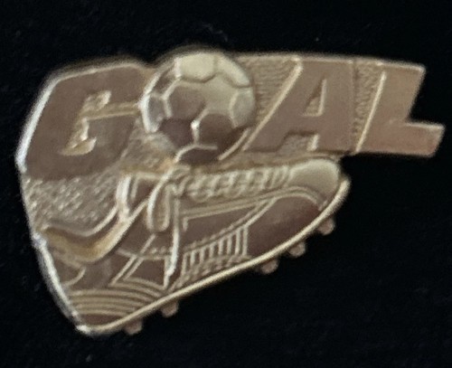 Soccer Gold Tone Lapel Hat PIN 1” Goal and Soccer Shoe - Picture 2 of 5