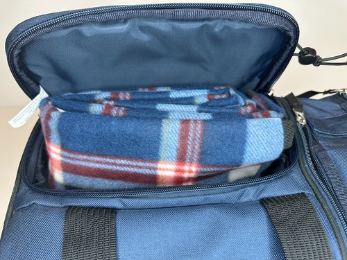 Picnic Time Malibu Insulated Picnic Cooler/Tote/Blanket *MISSING 1 CHEESE KNIFE - Picture 10 of 15