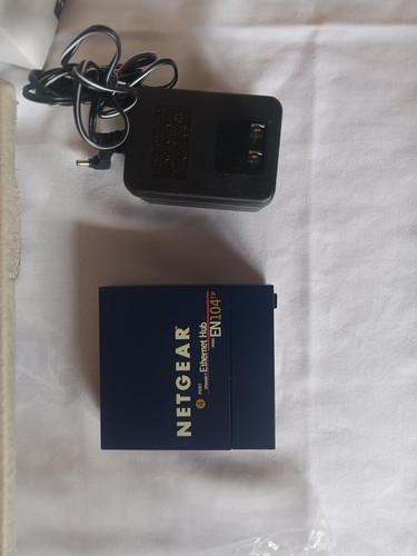 Netgear EN104TP 4 Port Hub 10Mbps Ethernet Wired Network Router - Picture 6 of 10