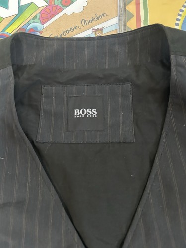 Hugo Boss Navy Pin Stripe Waistcoat Size 40” Chest - Picture 2 of 6