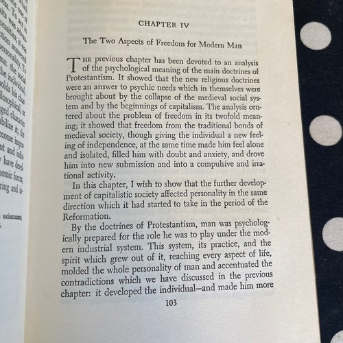 Escape From Freedom by Erich Fromm 1960 Hardcover Edition 21st Printing in Mylar - Picture 10 of 11