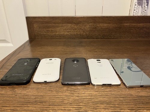 Samsung/Motorola/Sony Phones Lot - Picture 9 of 14