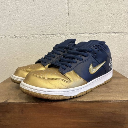 NIKE Sb Dunk Craw Metallic Gold - Picture 2 of 7