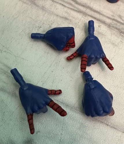 Marvel Legends Retro Spider-Man BEN REILLY Wave 2 Loose Action Figure Complete - Picture 4 of 4