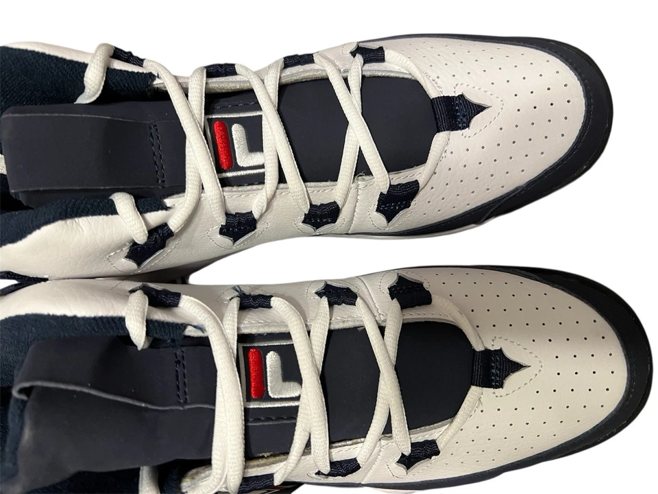 Zapato Grant Hill Basket Ball Blanco y Azul 95 Foto 2 de 4