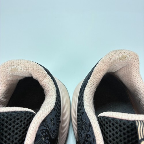 New Balance DynaSoft Nitrel V5 schwarz pink Laufschuhe Turnschuhe Damengröße 7 - Bild 8 von 11