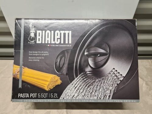 Bialetti Oval 5,5 Quart Pasta Pot With Strainer Lid Charcoal