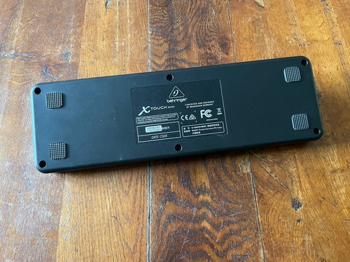 Behringer X-Touch Mini Midi Controller Interface - Picture 5 of 6