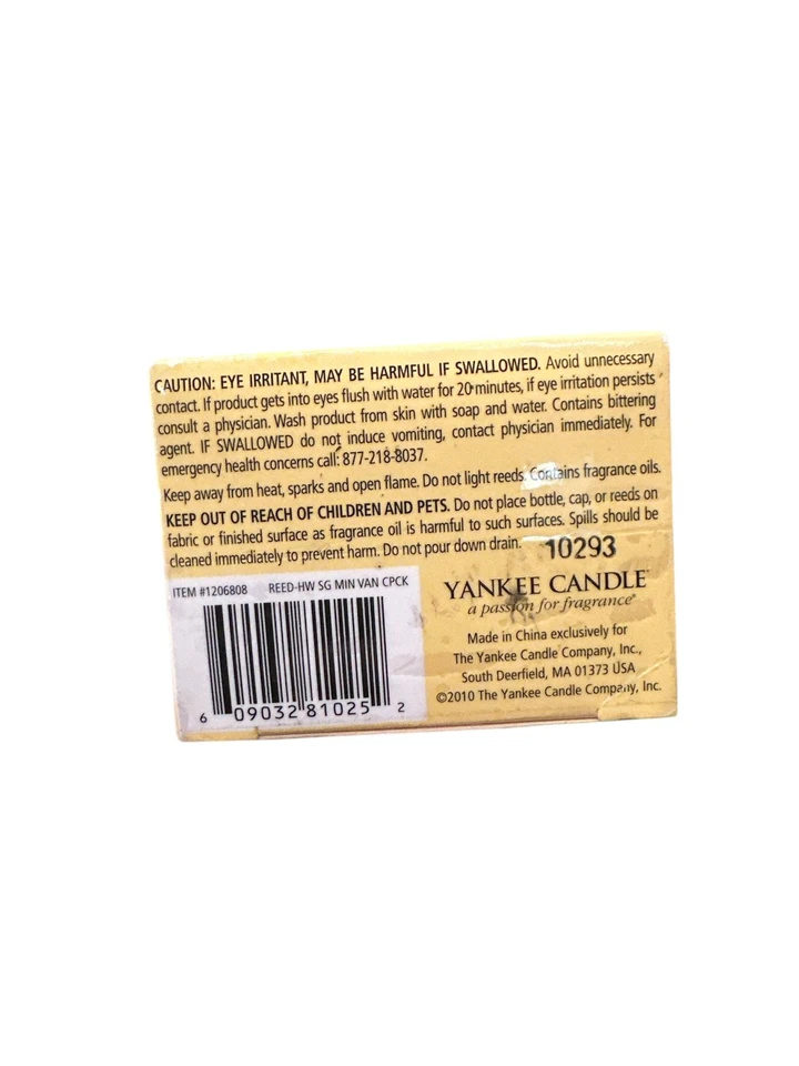 Yankee Candle 'VANILLA CUPCAKE' Reed Diffuser Oil -  1.2 oz NEW Rare Retired - Image 4 of 4