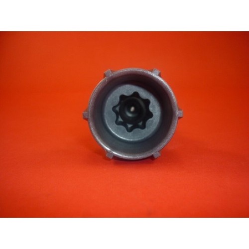 Genuine Sunbeam Café Series Food Processor Shaft, Spindle LC9000 P/N: LC90015 - Picture 3 of 4