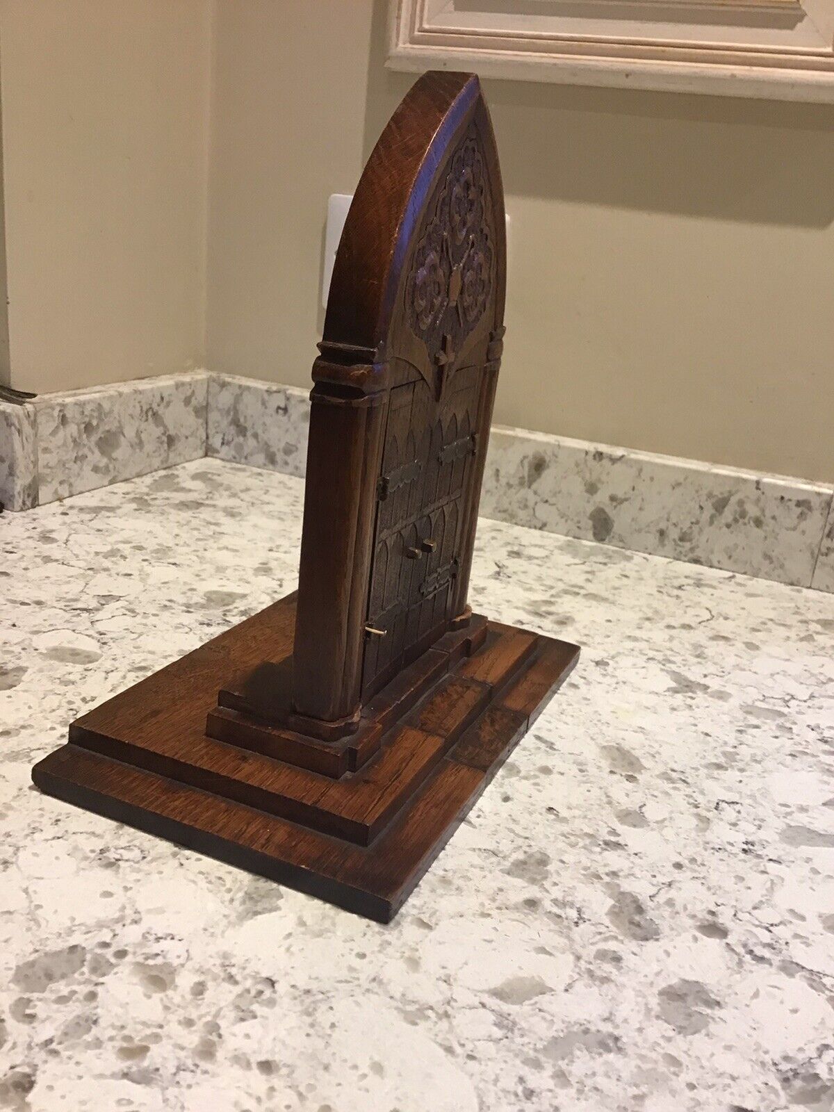 Picture 18 of 24