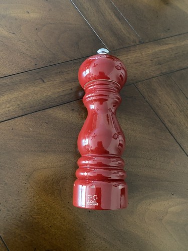 Peugeot Paris U'Select 7" Lacquered Pepper Mill Grinder Deep Red - Picture 2 of 10