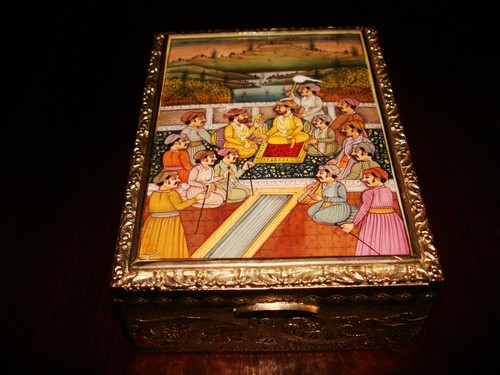 Amazing Antique Mughal Empire Sterling Silver Betel Box. MUSEUM QUALITY ITEM ! - Picture 2 of 10