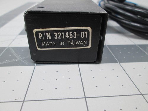 Commodore Computer Vic 20 Video Adapter RF Modulator Model No. 321453-01 - Picture 2 of 4