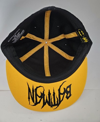 Batman Hat Cap Fitted Mens Small Medium Black S/M Yellow DC Comics - Picture 4 of 7