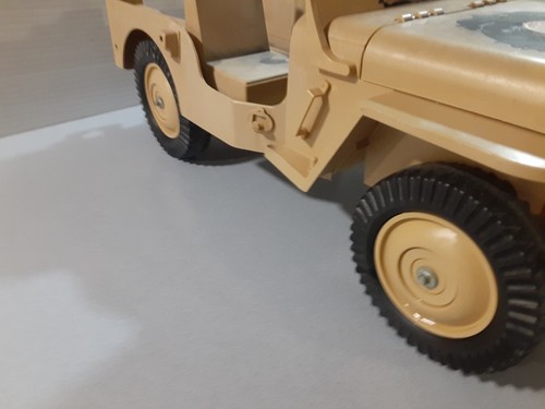 VTG GI JOE ADVENTURE TEAM TAN DESERT PATROL JEEP IUC MISSING PARTS READ - Picture 3 of 23