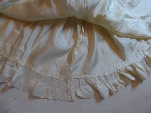 Vintage Ivory DRESS possibly Mad. A/Compo Lady/Bride Doll appr 19" Nice/Clean - Picture 8 of 9