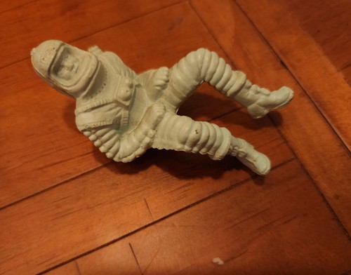 1960 Ideal Toy Corp. Motorized Astro Base Space Toy | Partially Working - Picture 6 of 23