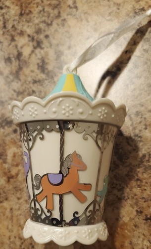 Hallmark Andenken Grandbabys erste Weihnachten Porzellan Karussell Ornament 2019 🦒 - Bild 7 von 19