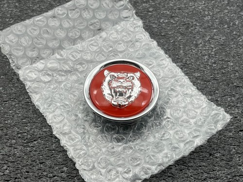 NEW GENUINE JAGUAR ALLOY WHEEL CENTRE CAP BADGE RED / SILVER MJB6249AA XJ XK XJS - Picture 7 of 10
