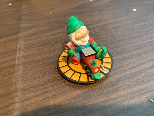 Lote de casa de pueblo de Navidad iluminada Santakins Village, Yuletide Hamlet, of Lloyd - Imagen 4 de 12