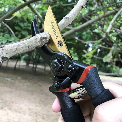 8" Premium Titanium Bypass Pruning Shears, Garden Clippers - Picture 7 of 8