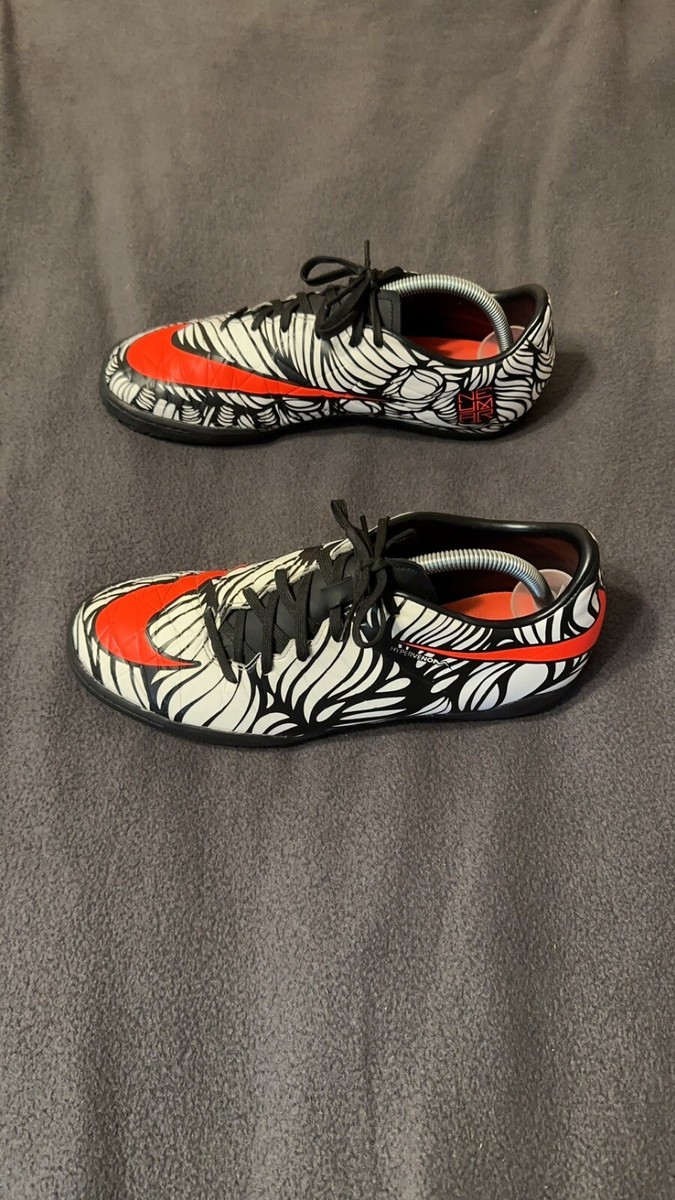 Nike Hypervenom Phelon II NJR IC White Black Red Zebra Size