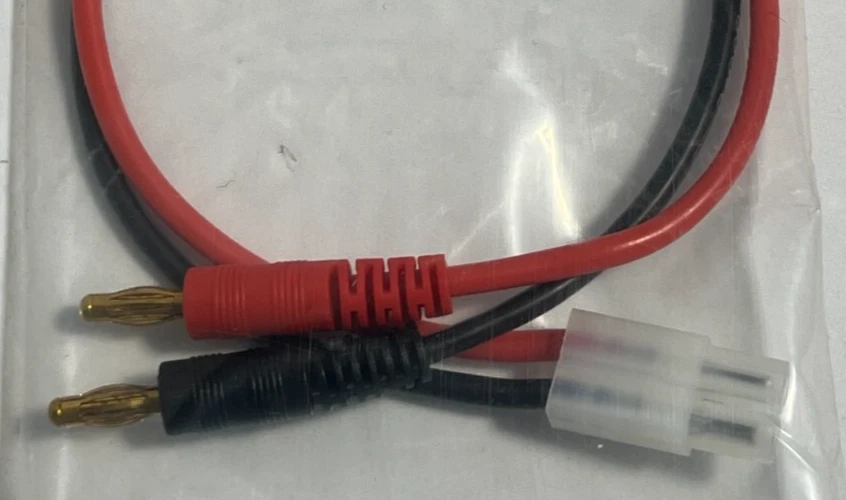 NEW IN PACKAGE RACERS EDGE RCE1619 CHARGE LEAD 4MM BULLETS TO TAMIYA PLUG - Image 3 of 3