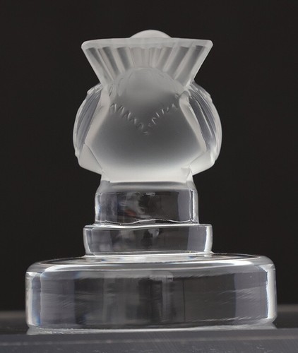Lalique 'Sparrow Looking Up' Frosted/Clear Glass Paperweight Inscribed Signed - Picture 7 of 10