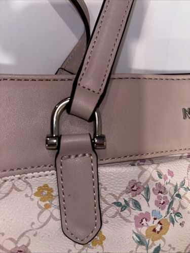 Nine West hellrosa Blumen Handtasche zwei Schulterriemen Beuteltasche Handtasche Blumen hübsch - Bild 4 von 9
