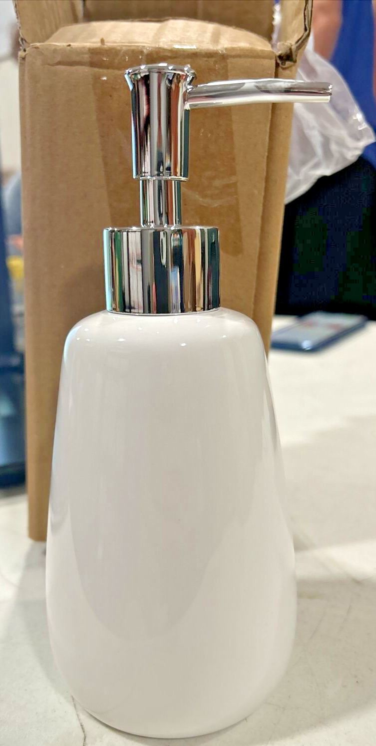 hand soap dispenser | white ceramic-image
