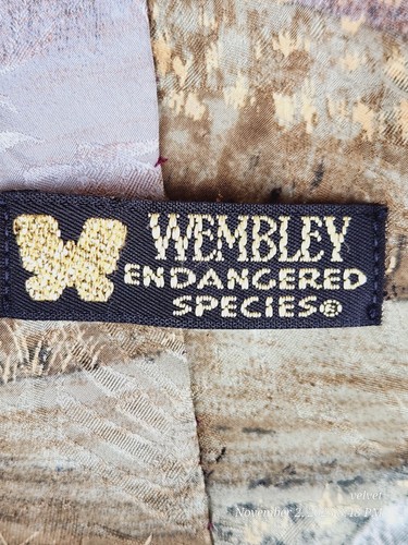 ENDANGERED SPECIES Wembley Mens Tie SILK AFRICAN Elephant Vintage Jungle - Picture 5 of 6