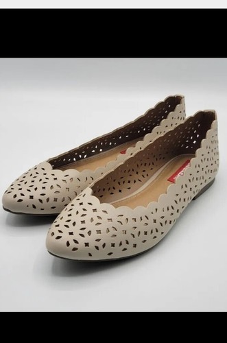 Union Bay Ladies Celeste Tan Flats