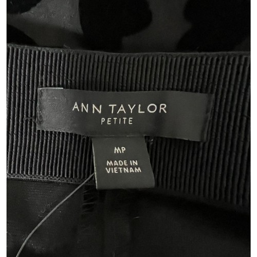 Ann Taylor Velvet Flocked Heart Black Skirt Women's PM Medium Petite NWT - Picture 4 of 6