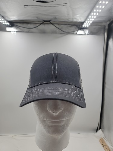 Brandneue einfache graue Truckermützen ideal wie sie sind oder für DIY-Designs verstellbar - Bild 1 von 8